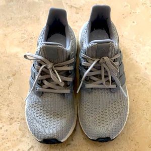 Adidas Ultra Boost running shoe size 7